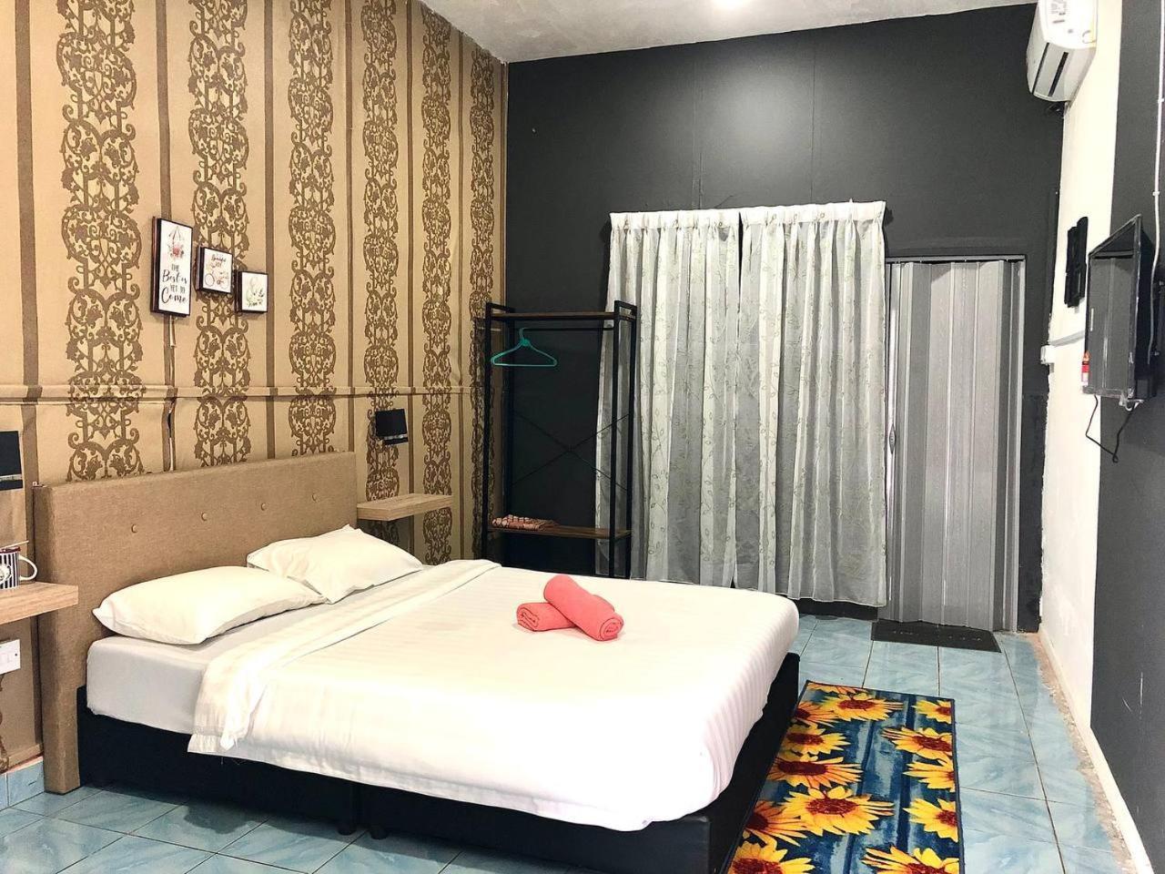 Green Town Hotel And Resort بورت ديكسون المظهر الخارجي الصورة