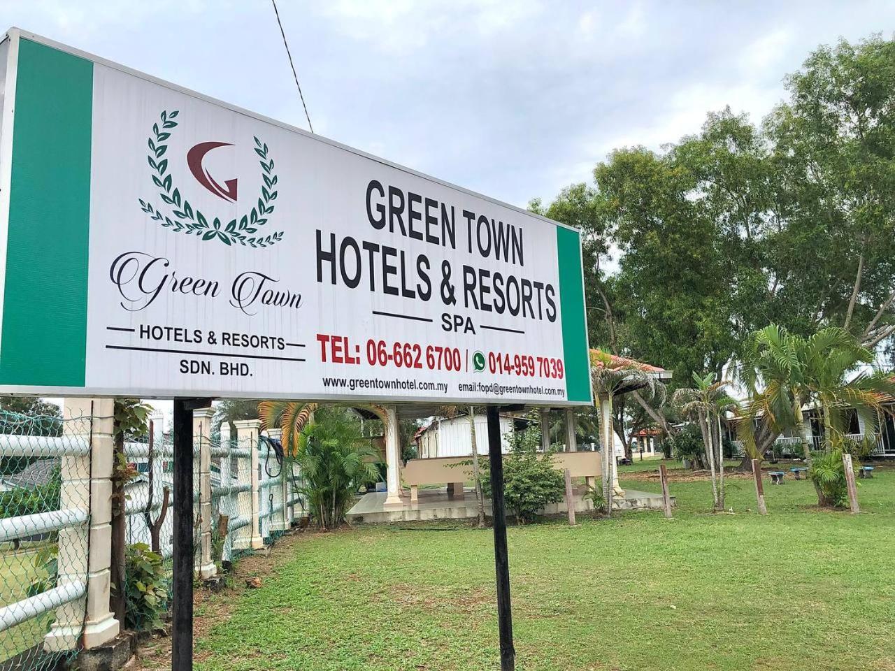 Green Town Hotel And Resort بورت ديكسون المظهر الخارجي الصورة