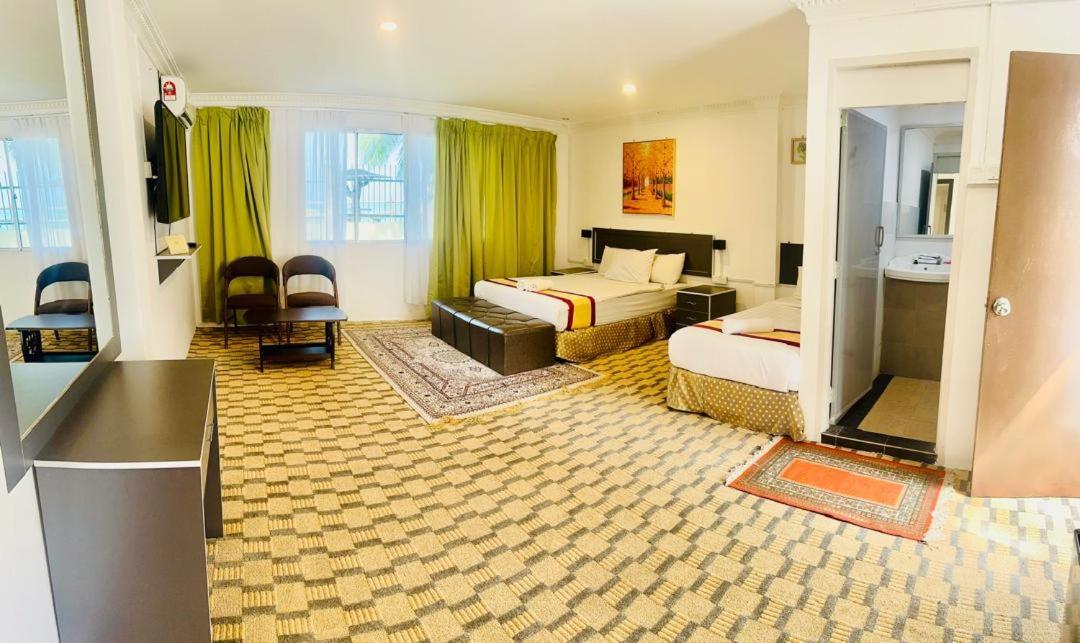 Green Town Hotel And Resort بورت ديكسون المظهر الخارجي الصورة