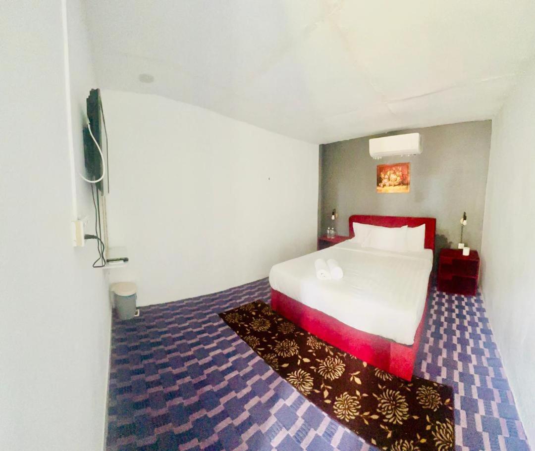Green Town Hotel And Resort بورت ديكسون المظهر الخارجي الصورة
