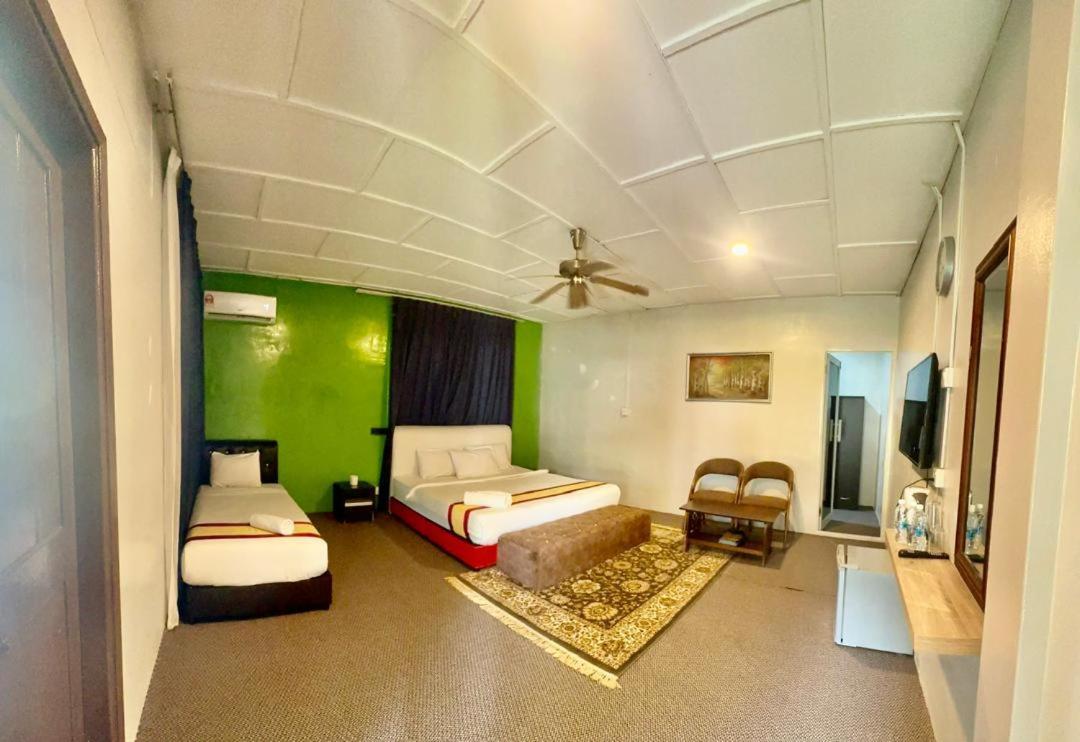 Green Town Hotel And Resort بورت ديكسون المظهر الخارجي الصورة